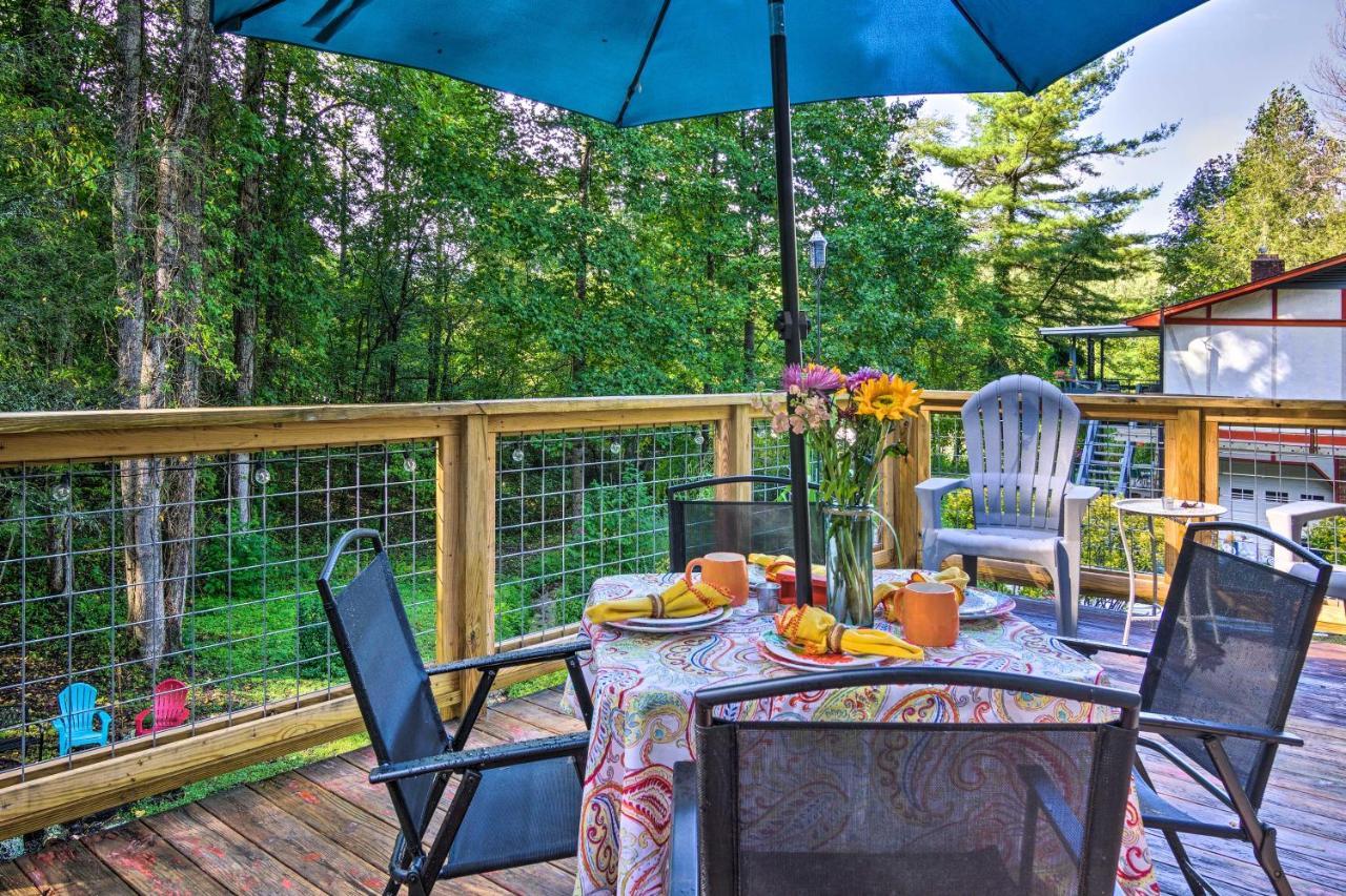 Shaw Creek Cottage With Fire Pit And Forest Views Hendersonville Exterior photo