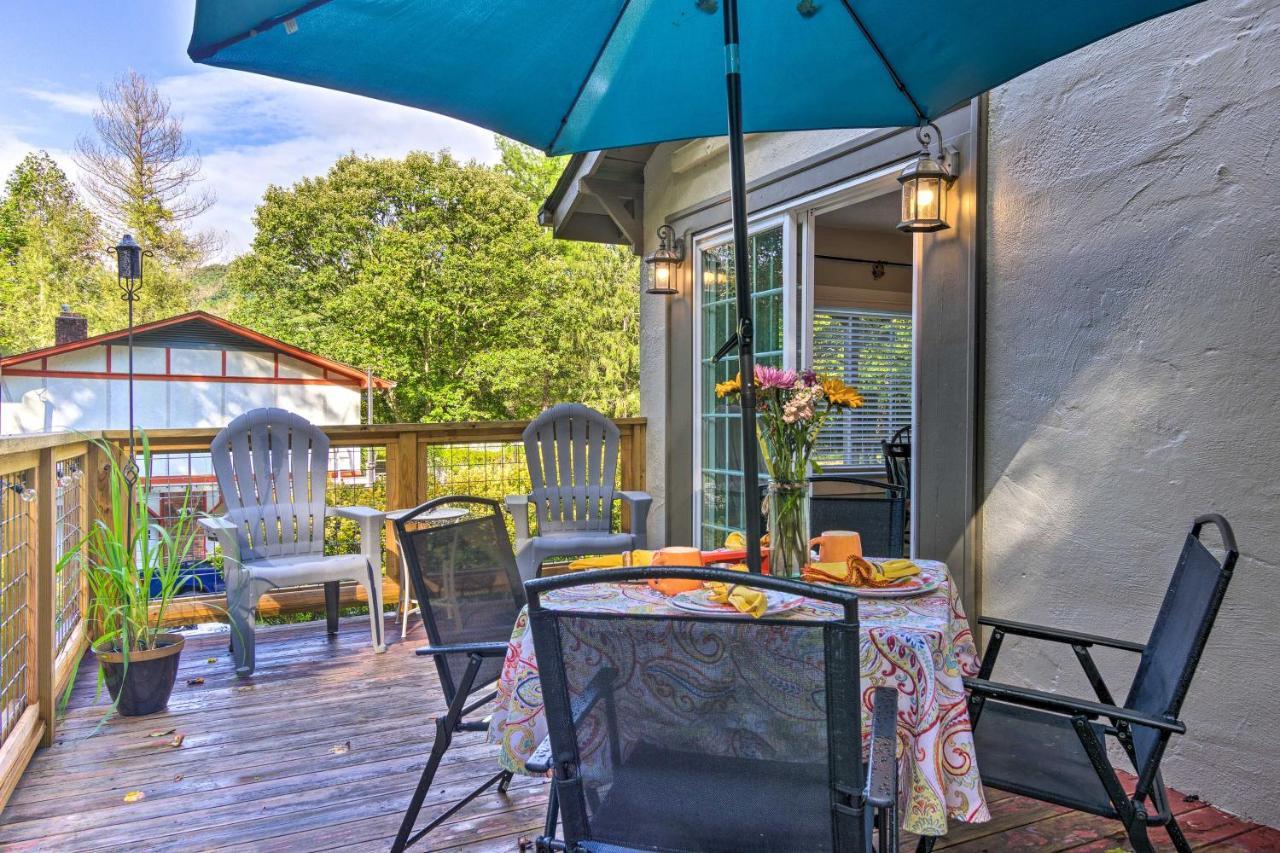Shaw Creek Cottage With Fire Pit And Forest Views Hendersonville Exterior photo